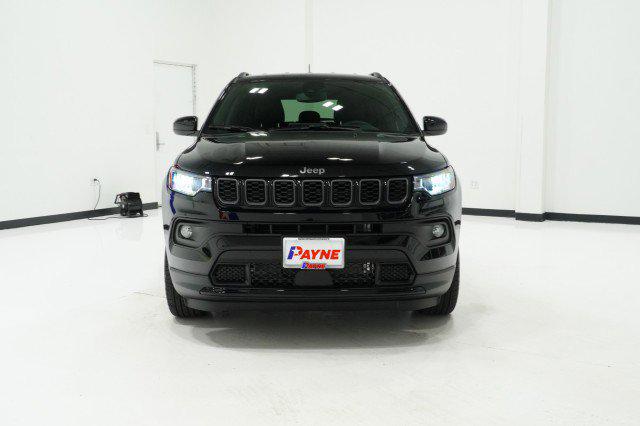 2024 Jeep Compass COMPASS LATITUDE 4X4