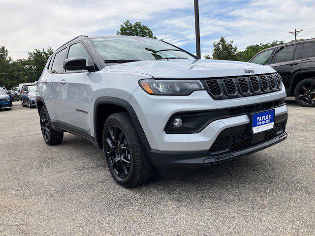 2024 Jeep Compass COMPASS LATITUDE 4X4