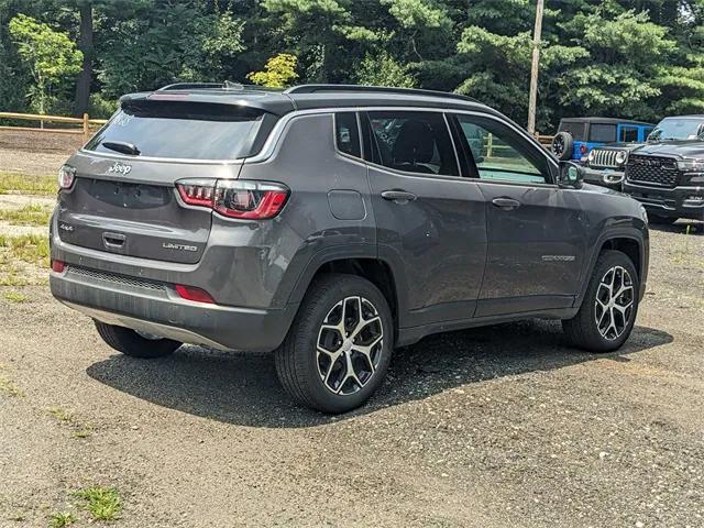 2024 Jeep Compass COMPASS LIMITED 4X4