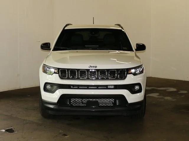 2024 Jeep Compass COMPASS LATITUDE 4X4