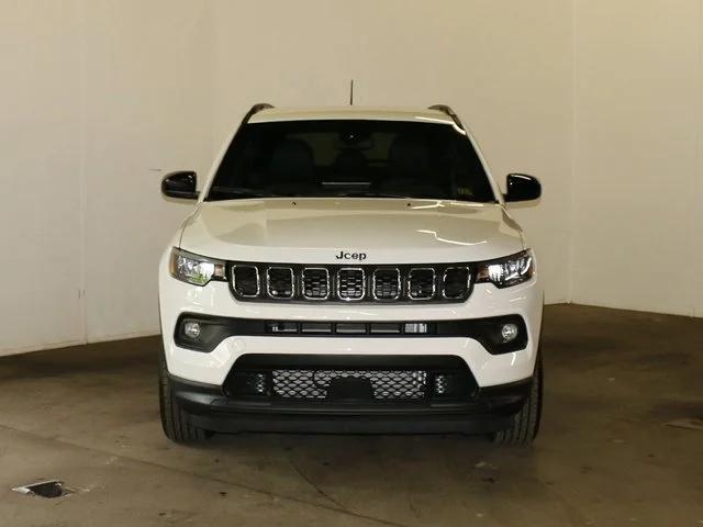 2024 Jeep Compass COMPASS LATITUDE 4X4