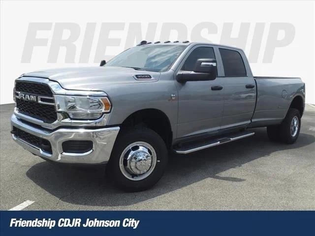 2024 RAM Ram 3500 RAM 3500 TRADESMAN CREW CAB 4X4 8 BOX