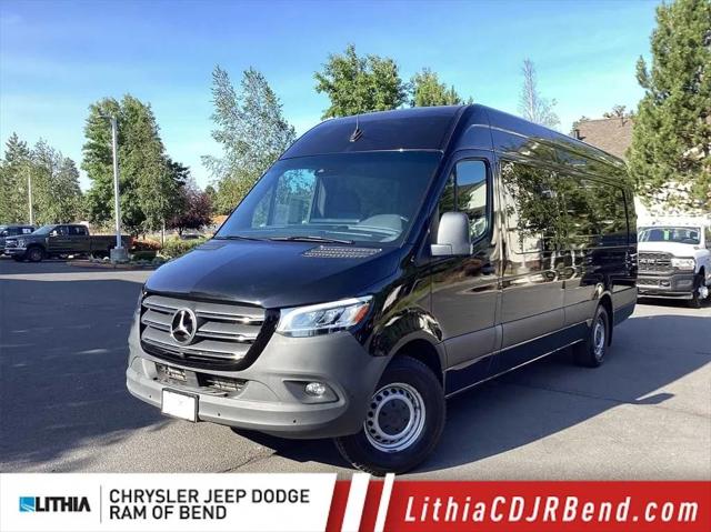 2023 Mercedes-Benz Sprinter 2500 High Roof 4-Cyl Diesel