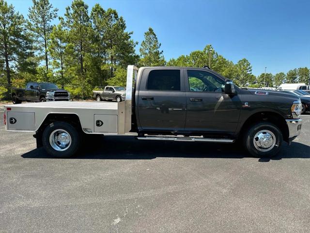 2024 RAM Ram 3500 RAM 3500 TRADESMAN CREW CAB 4X4 8 BOX