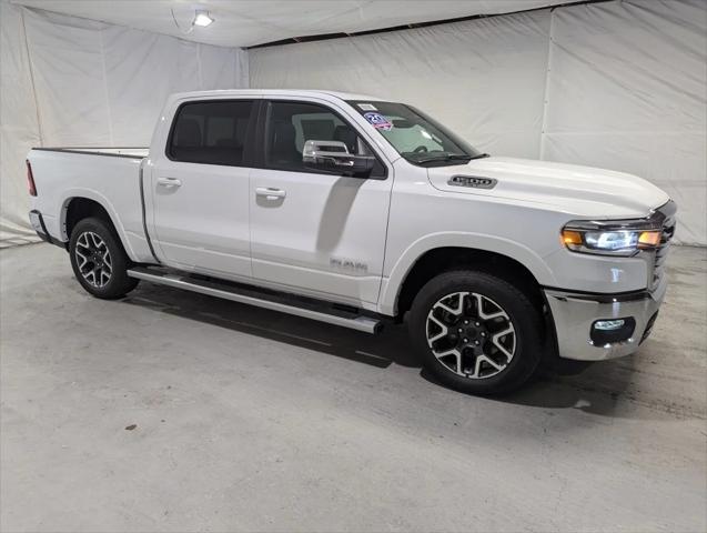 2025 RAM Ram 1500 RAM 1500 LARAMIE CREW CAB 4X4 57 BOX