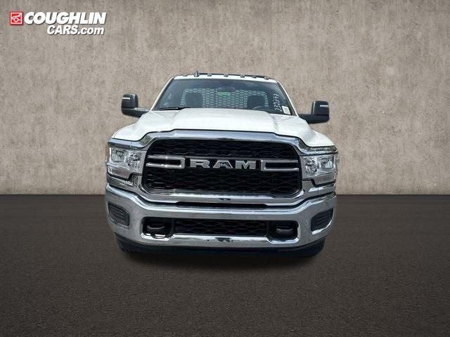 2024 RAM Ram 3500 Chassis Cab RAM 3500 TRADESMAN CHASSIS REGULAR CAB 4X4 60 CA