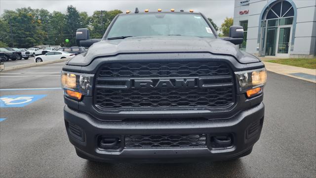 2024 RAM Ram 3500 RAM 3500 TRADESMAN REGULAR CAB 4X4 8 BOX