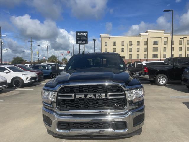 2023 RAM 3500 Tradesman Crew Cab 4x4 8 Box