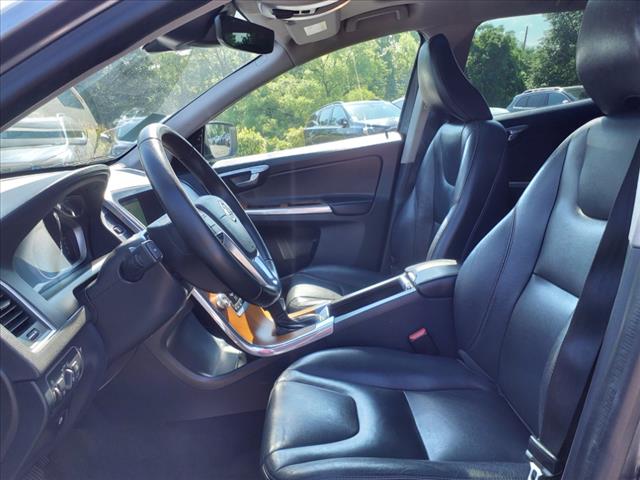 2017 Volvo XC60 T5 Inscription