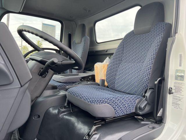 2024 Chevrolet 5500 Base