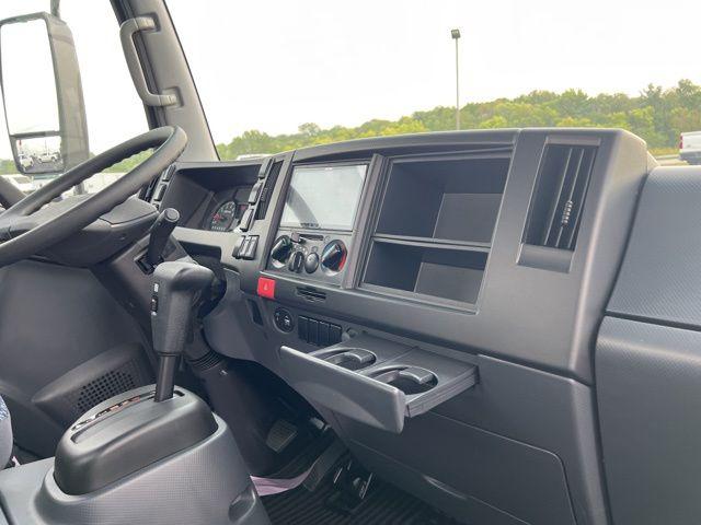 2024 Chevrolet 5500 Base