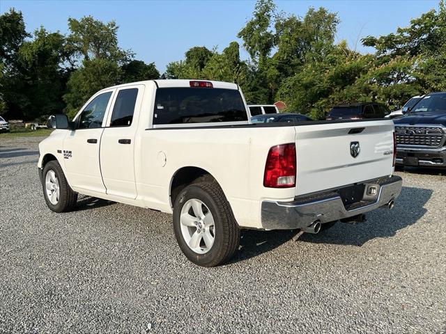 2024 RAM Ram 1500 Classic RAM 1500 CLASSIC TRADESMAN QUAD CAB 4X4 64 BOX