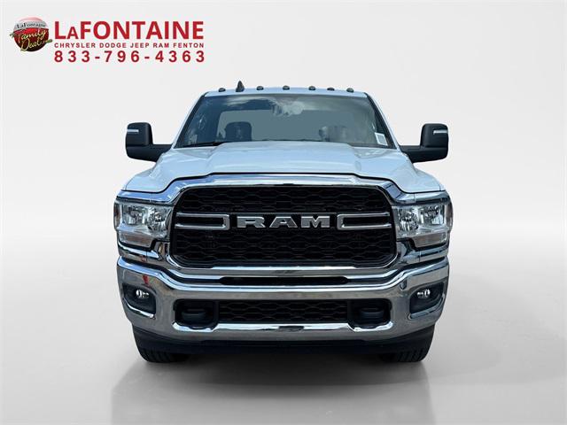 2024 RAM Ram 3500 Chassis Cab RAM 3500 TRADESMAN CHASSIS REGULAR CAB 4X4 60 CA