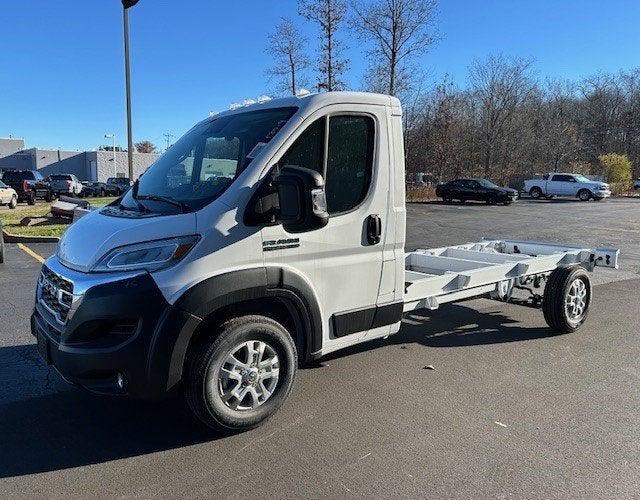 2023 RAM Ram ProMaster RAM PROMASTER 3500 CUTAWAY 159 WB EXT / 104 CA