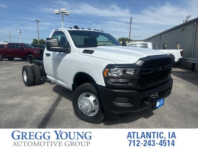 2024 RAM 3500 TRADESMAN