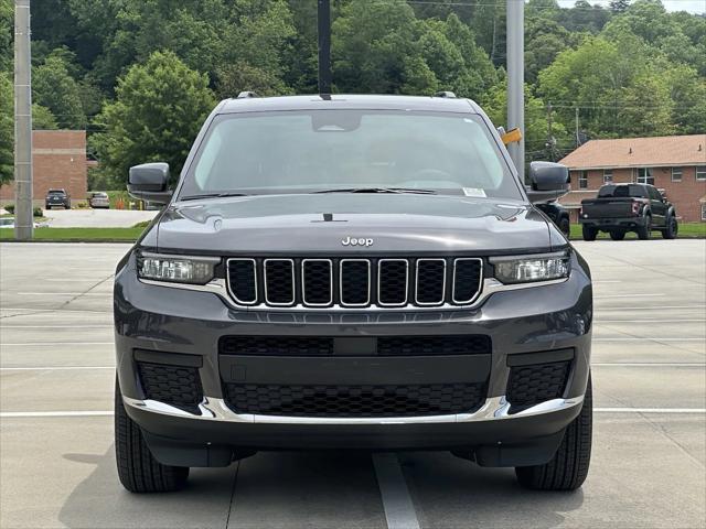 2023 Jeep Grand Cherokee L Laredo 4x2