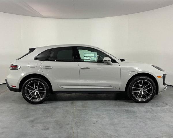 2024 Porsche Macan AWD