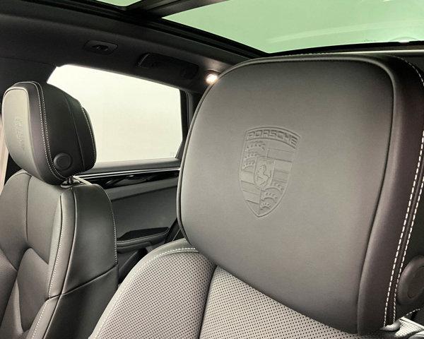 2024 Porsche Macan AWD