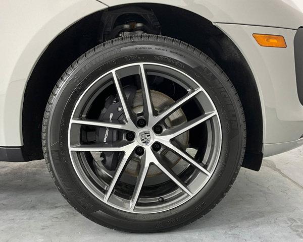 2024 Porsche Macan AWD