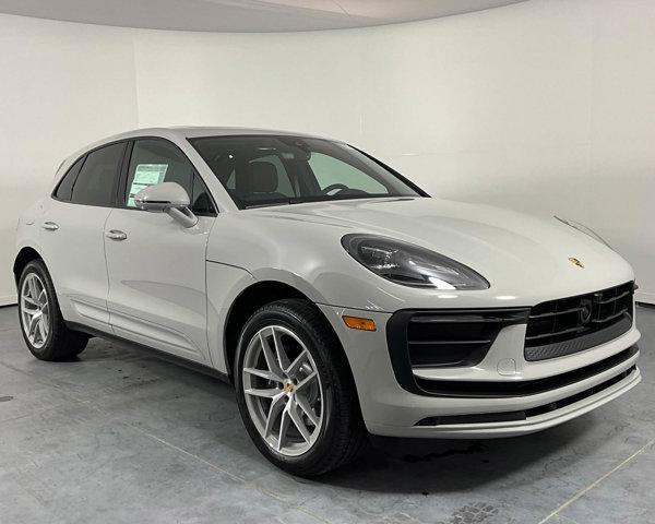 2024 Porsche Macan AWD