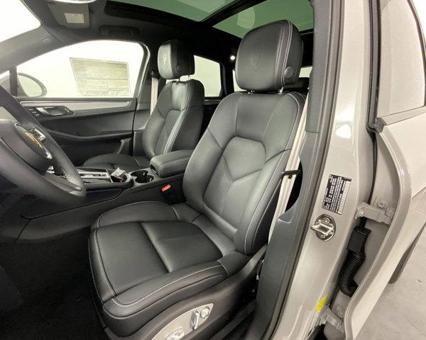 2024 Porsche Macan AWD