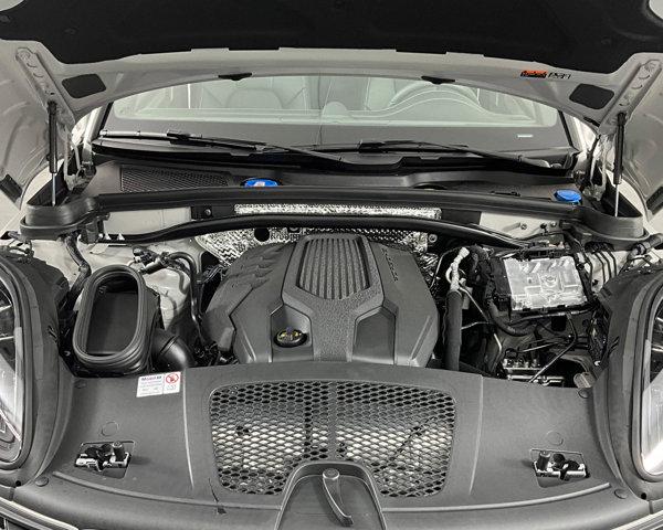 2024 Porsche Macan AWD