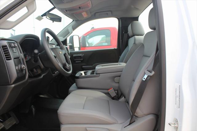 2024 Chevrolet Silverado 6500HD 1WT