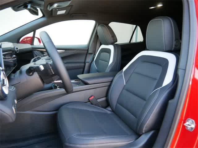 2024 Chevrolet V Blazer eAWD LT