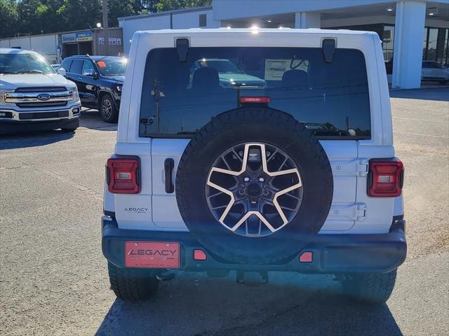2024 Jeep Wrangler WRANGLER 4-DOOR SAHARA