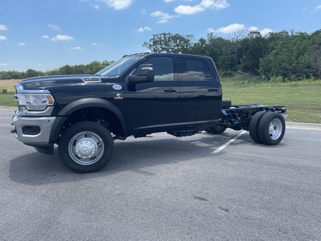 2024 RAM Ram 5500 Chassis Cab RAM 5500 TRADESMAN CHASSIS CREW CAB 4X4 60 CA