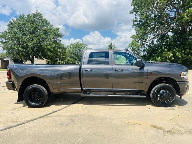 2024 RAM Ram 3500 RAM 3500 LARAMIE CREW CAB 4X4 8 BOX