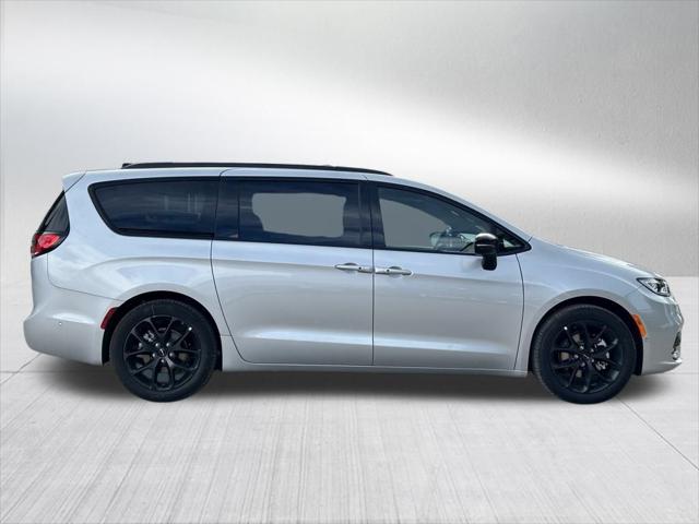 2024 Chrysler Pacifica PACIFICA LIMITED