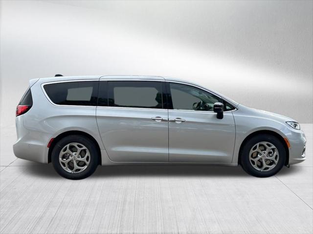 2024 Chrysler Pacifica PACIFICA LIMITED