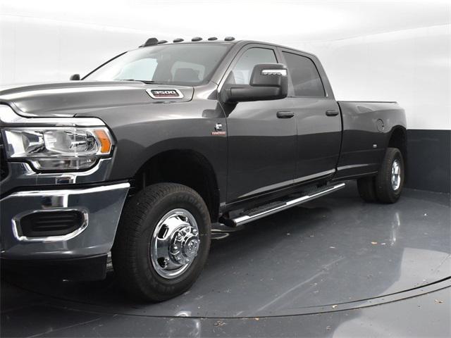 2024 RAM Ram 3500 RAM 3500 TRADESMAN CREW CAB 4X4 8 BOX