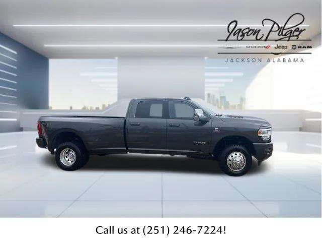 2024 RAM Ram 3500 RAM 3500 LARAMIE CREW CAB 4X4 8 BOX