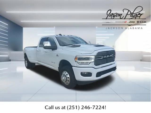2024 RAM Ram 3500 RAM 3500 LARAMIE CREW CAB 4X4 8 BOX