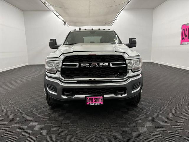 2024 RAM Ram 5500 Chassis Cab RAM 5500 TRADESMAN CHASSIS CREW CAB 4X4 60 CA