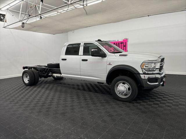 2024 RAM Ram 5500 Chassis Cab RAM 5500 TRADESMAN CHASSIS CREW CAB 4X4 84 CA