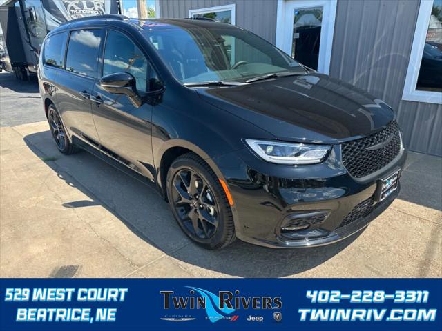 2024 Chrysler Pacifica PACIFICA LIMITED