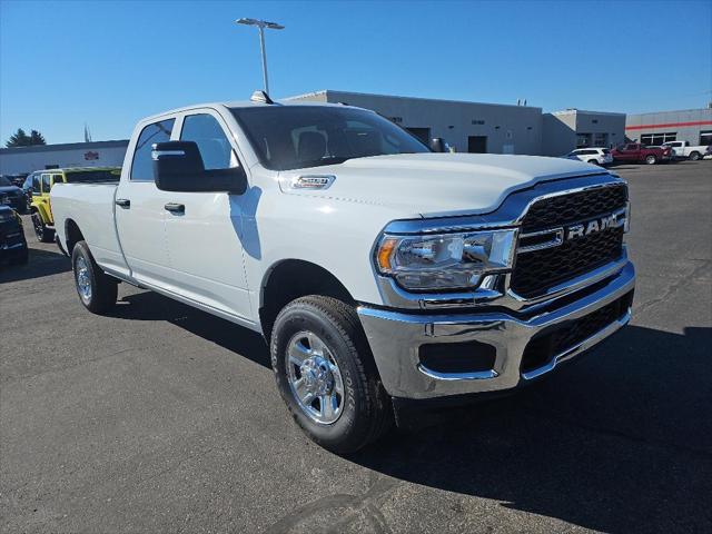 2024 RAM Ram 2500 RAM 2500 TRADESMAN CREW CAB 4X4 8 BOX