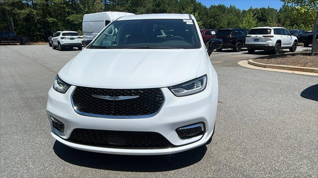 2024 Chrysler Pacifica Hybrid PACIFICA PLUG-IN HYBRID SELECT