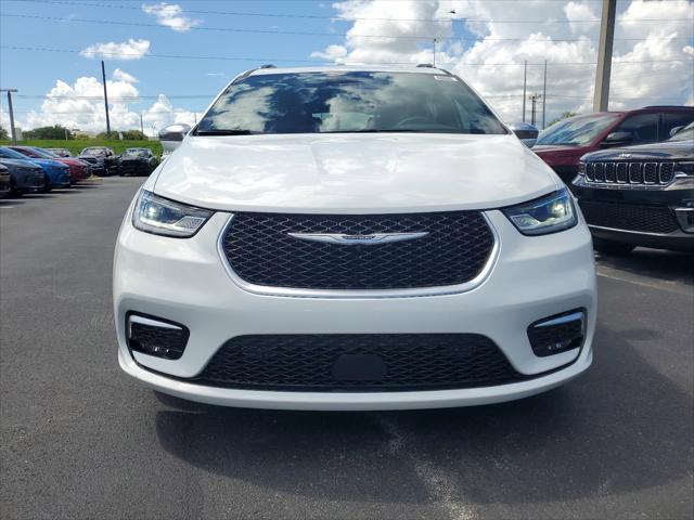 2024 Chrysler Pacifica Hybrid PACIFICA PLUG-IN HYBRID PINNACLE