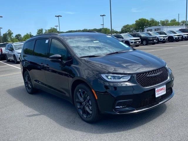 2024 Chrysler Pacifica PACIFICA LIMITED AWD