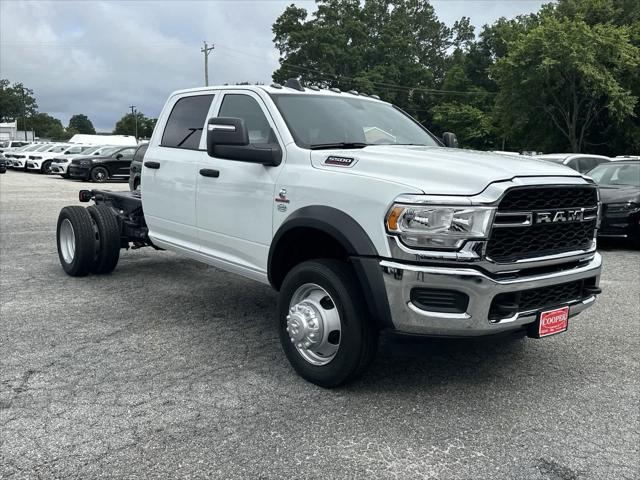 2024 RAM Ram 5500 Chassis Cab RAM 5500 TRADESMAN CHASSIS CREW CAB 4X4 60 CA