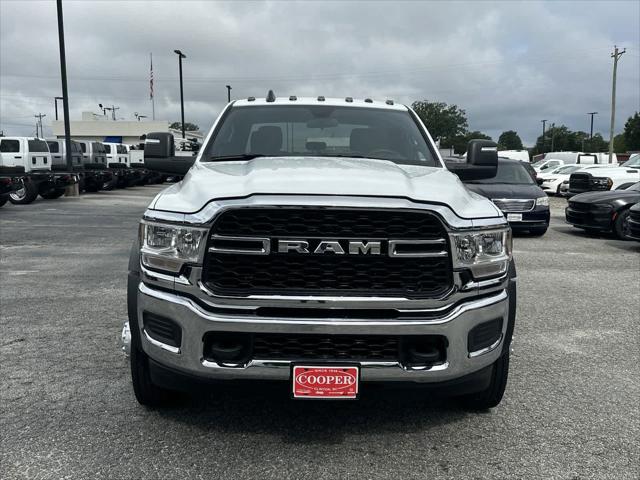 2024 RAM Ram 5500 Chassis Cab RAM 5500 TRADESMAN CHASSIS CREW CAB 4X4 60 CA