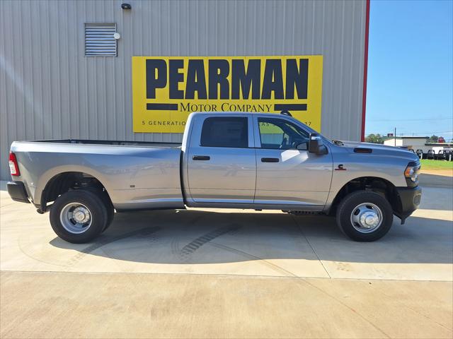 2024 RAM Ram 3500 RAM 3500 TRADESMAN CREW CAB 4X4 8 BOX