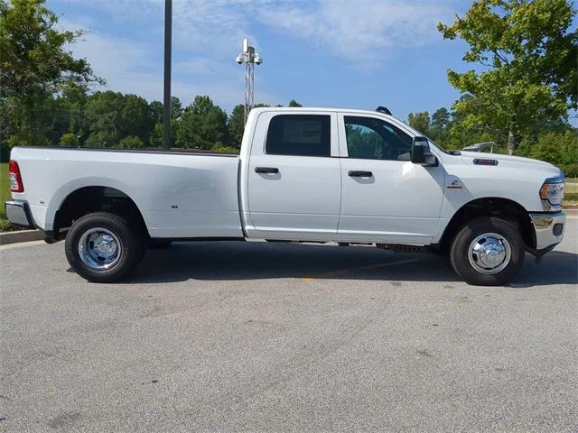 2024 RAM Ram 3500 RAM 3500 TRADESMAN CREW CAB 4X4 8 BOX