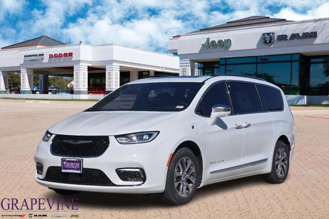 2024 Chrysler Pacifica Hybrid PACIFICA PLUG-IN HYBRID PINNACLE