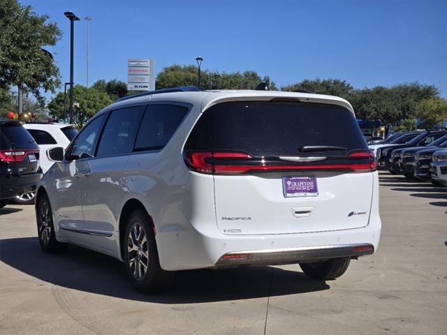 2024 Chrysler Pacifica Hybrid PACIFICA PLUG-IN HYBRID PINNACLE