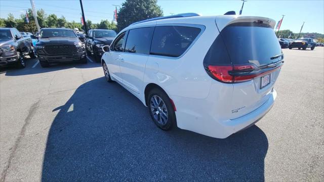 2024 Chrysler Pacifica Hybrid PACIFICA PLUG-IN HYBRID PINNACLE